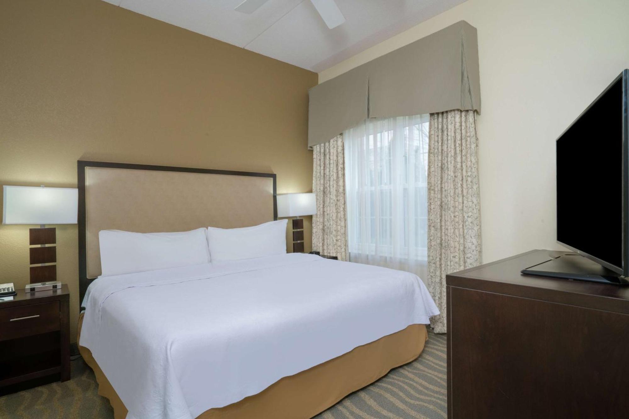โฮมวูดสวีท บายฮิลตัน ฟิลาเดลเฟีย แวลเลย์ ฟอร์จ Hotel Audubon ภายนอก รูปภาพ